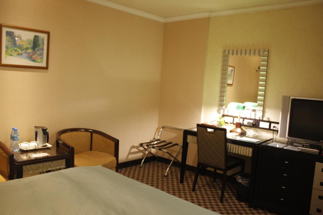 Astar Hotel Taipei Extérieur photo