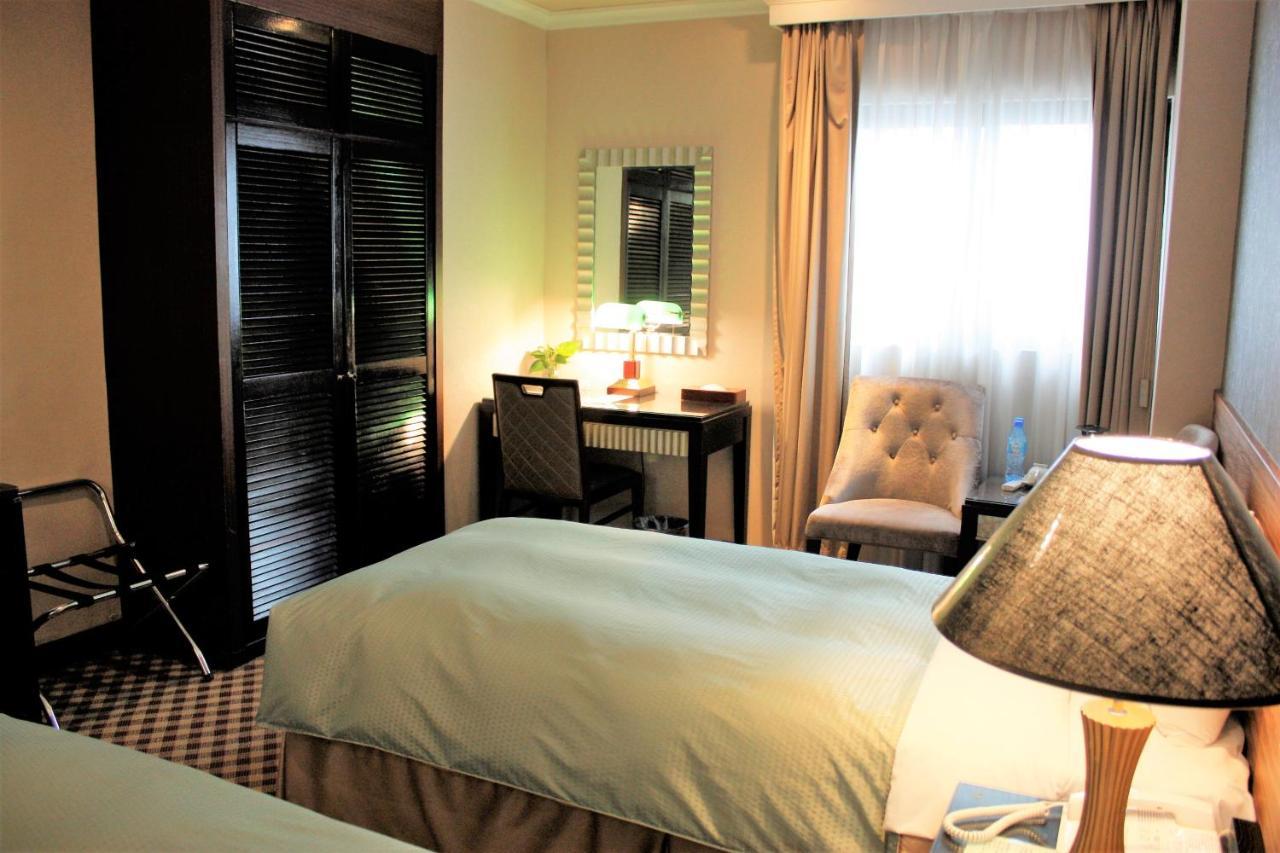 Astar Hotel Taipei Extérieur photo