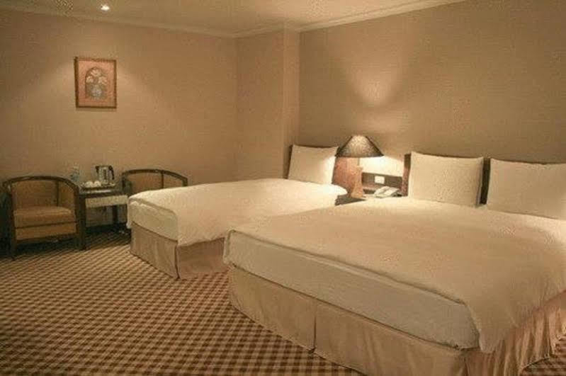 Astar Hotel Taipei Extérieur photo